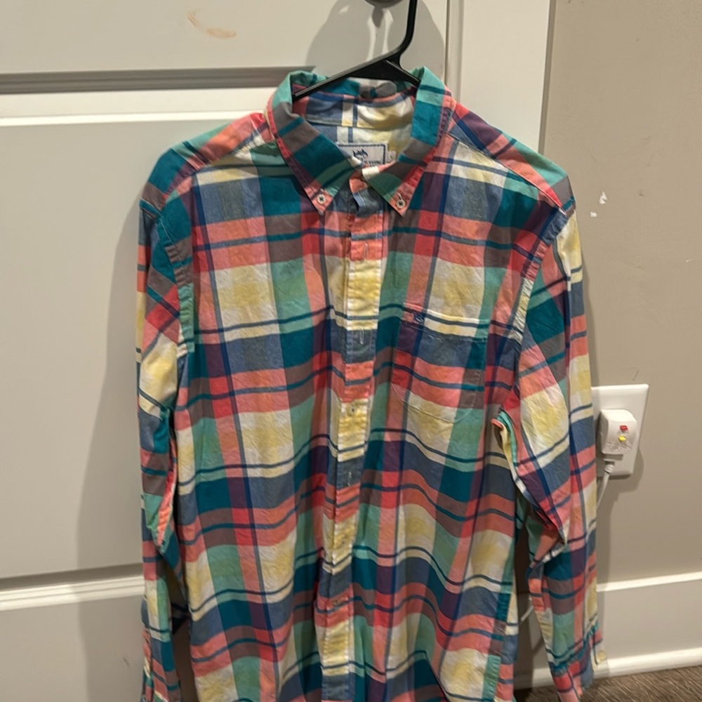 Size large southern tide